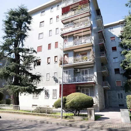 Casa Aurora - Humanitas E Forum Assago Bed & Breakfast Rozzano
