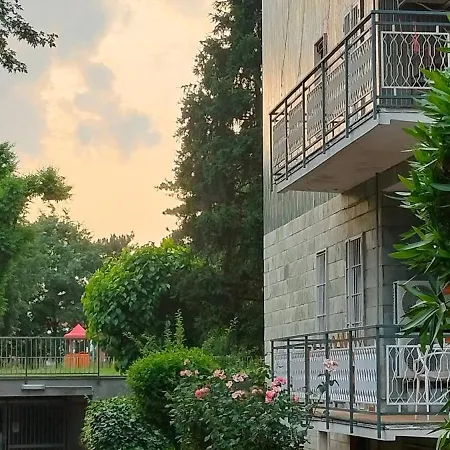 Bed & Breakfast Casa Aurora - Humanitas E Forum Assago 3*