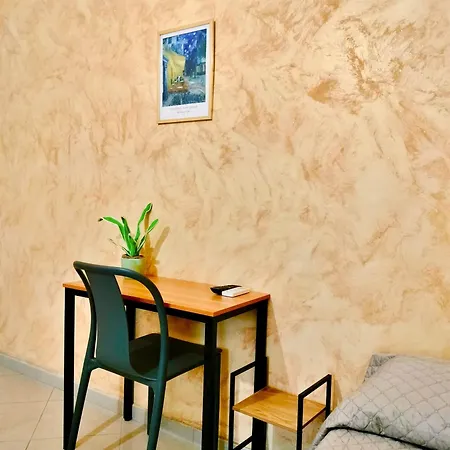Casa Aurora - Humanitas E Forum Assago 3* Rozzano